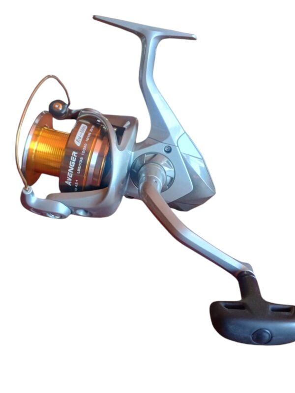 CARRETE OKUMA AVENGER AV-6000 - Imagen 2